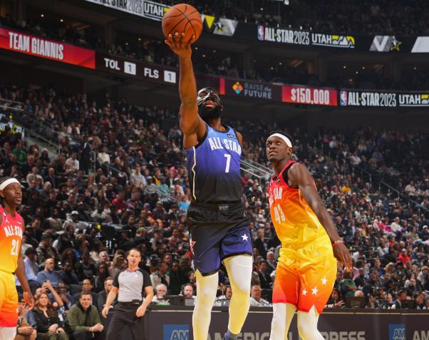 九游- Ming连续三场比赛得分超过锐不可当，皇家马德里不断突破！引发球迷热议