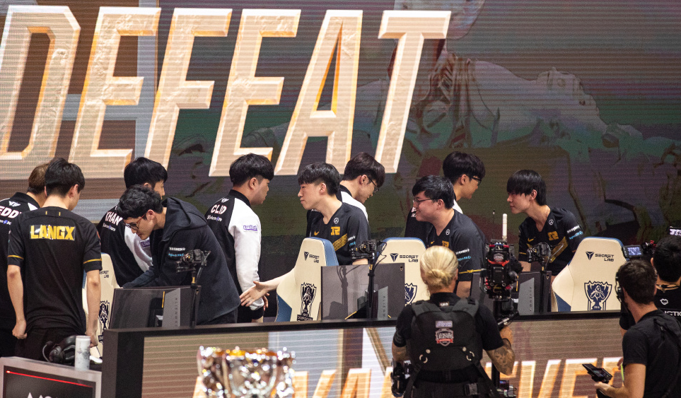 九游会-Karsa在SKT比赛中赛事规则更新，关键助攻引发热议！的简单介绍